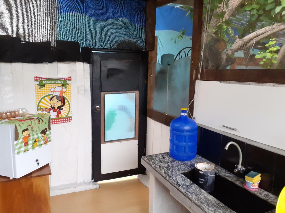 Cozy Hosting Galapagos Leilighet Puerto Ayora  Eksteriør bilde